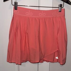 ALO Yoga Women's Vibrant Pink Mini Skirt (Sz M)